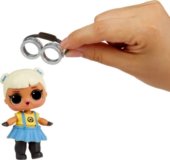 Accessori alla moda e “goggles” per un look impeccabile