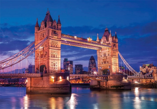 Indrukwekkend motief van Tower Bridge