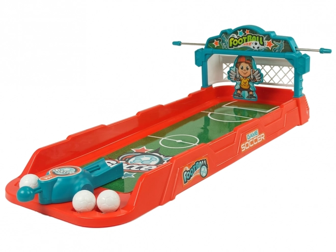 Tischfußballspiel mit Ballwurf und Tor