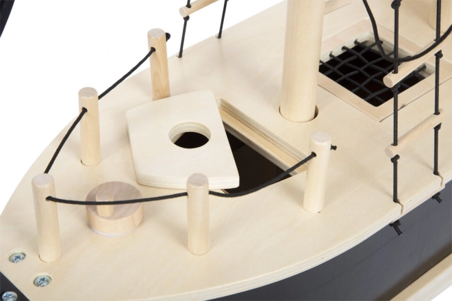 Authentic ship equipment