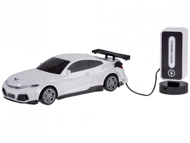 Remote Control Electric Racing Car with Charger Station