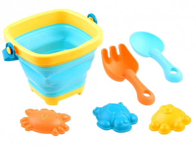 Beach and Bath Play Set with Bucket and Molds