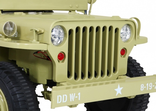Retro vojenské auto pro 3 děti Matcha + pohon 4x4 + úložné prostory + EVA + pomalý start + MP3 LED