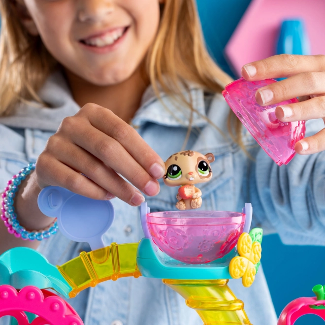 Littlest Pet Shop Fun Factory Playset