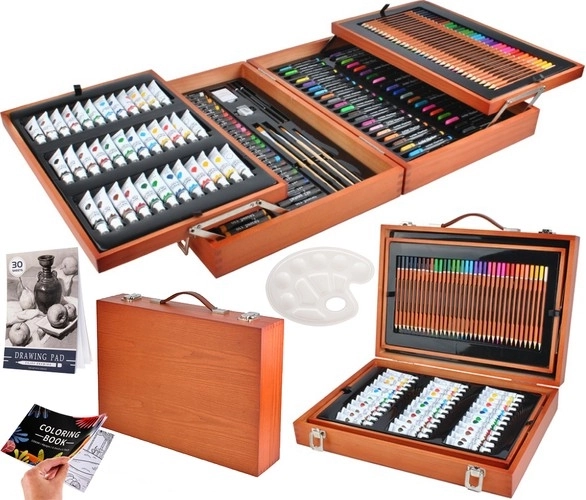 Comprehensive Painting Set in a Wooden Case