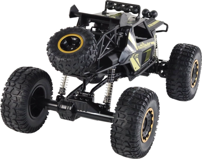 Pogon 4x4 in visoko vzmetenje