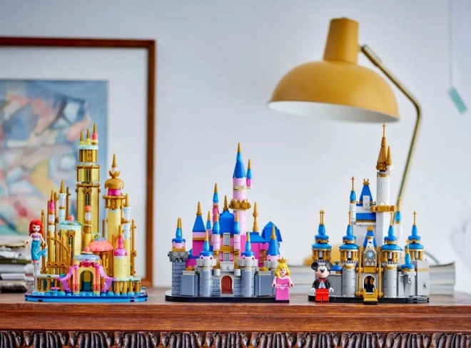 Lego Disney Sleeping Beauty's Small Castle