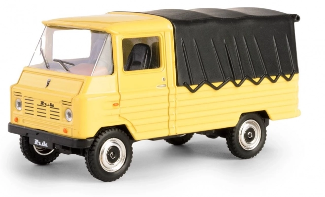 Classic Yellow FSC Żuk Model