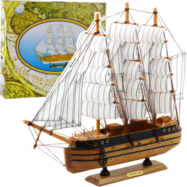 Dekorativní model historické plachetnice trojstěžník bílý 39x36cm