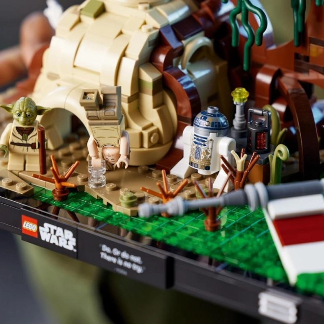 Jedi Training on Dagobah – LEGO Star Wars Diorama