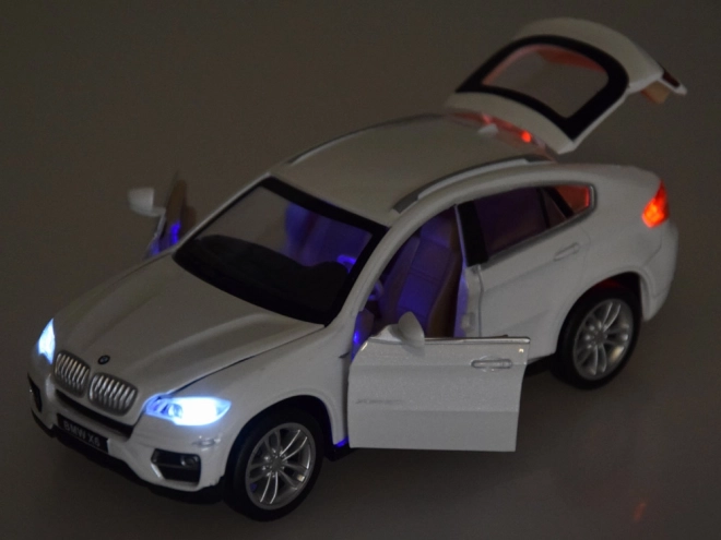 BMW X6 Metal Model Car 1:32 Scale with Lights and Sound