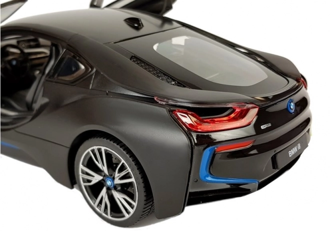 Auto R/C BMW i8 Rastar 1:14 schwarze automatische Türen