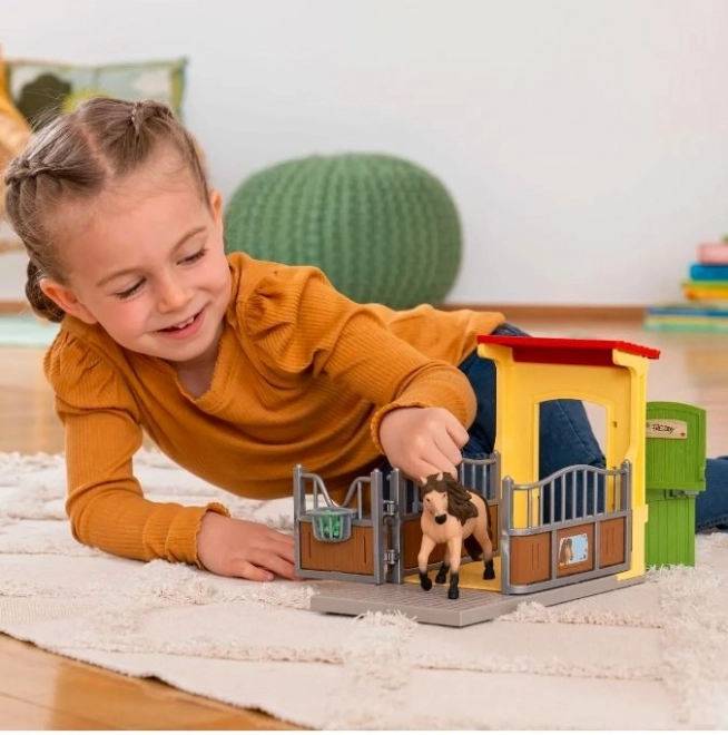 Set with Icelandic Horse Figurine and Stable