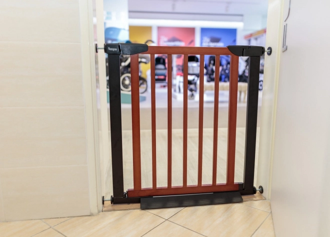 Expandable Wooden Child Safety Gate