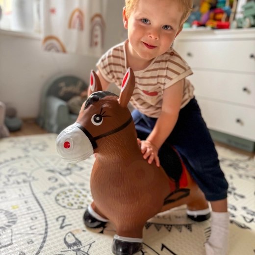 Rozvíja rovnováhu a motoriku