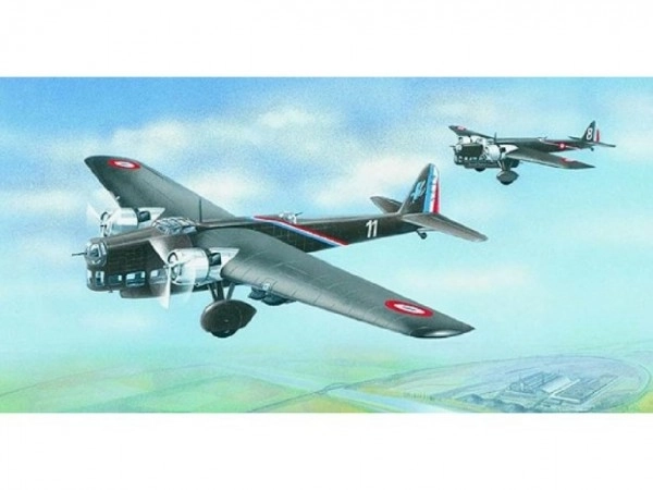 Amiot 143 Model Kit 1:72