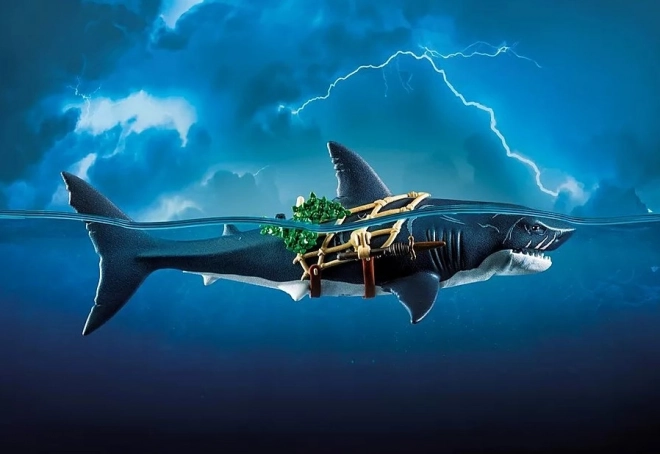 Giant Shark with Pirate Set