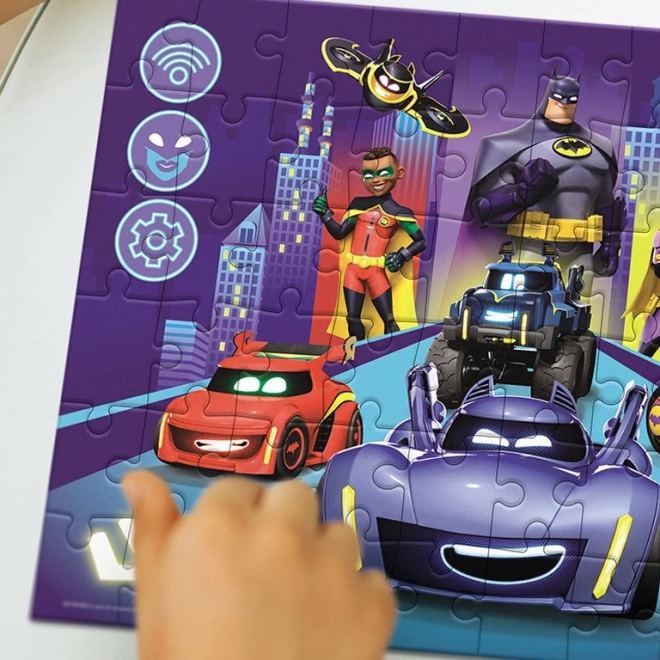 Puzzel DODO Batwheels: Nachtelijke Ritten 60 Stukken