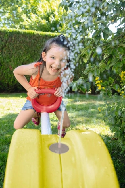 Large Swing with Water Sprayer