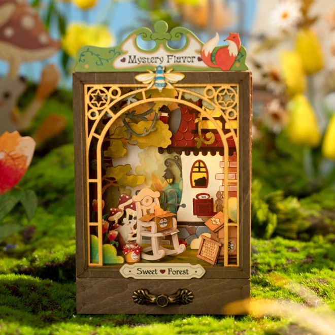 RobotiTime Miniature Theater Honey Forest