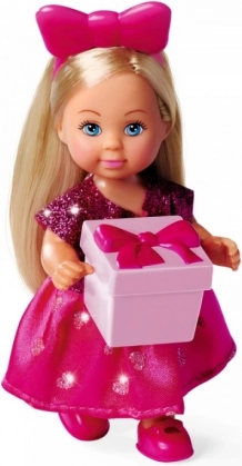 Sparkly outfit with bow