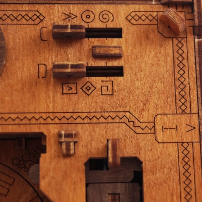 Wooden 3D Puzzle Escape Room: Maya Pyramid