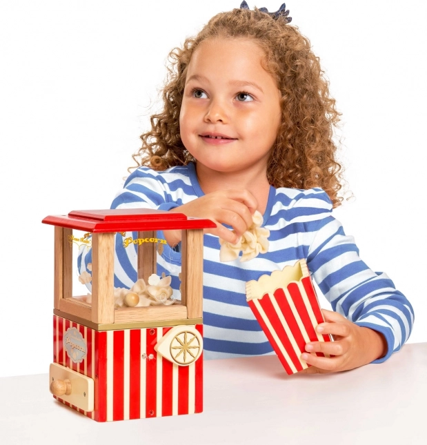 Authentic fun with lever and felt popcorn