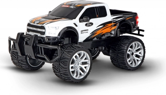 Realistický off-road design a velká kola