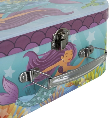 Sturdy metal suitcase for travel