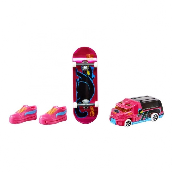 Hot Wheels Skate Collectible Set with Fingerboard and Shoes