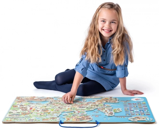 Woody Magnetic Map of Europe with Images and Board Game 3-in-1