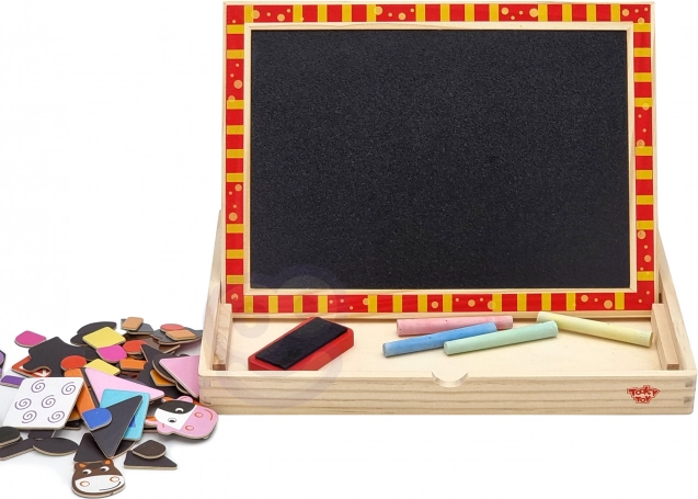 Dřevěná oboustranná tabule Tooky Toy Farma s magnetickými puzzly