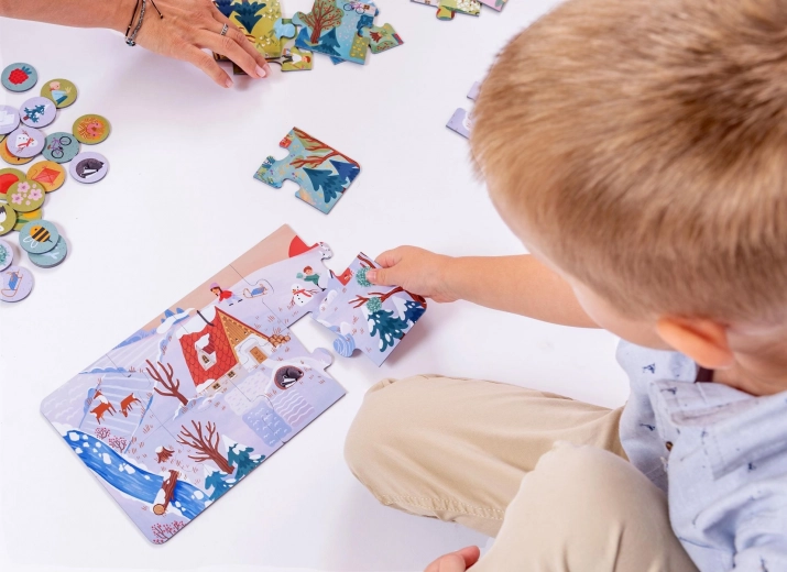 Large, sturdy pieces for little hands