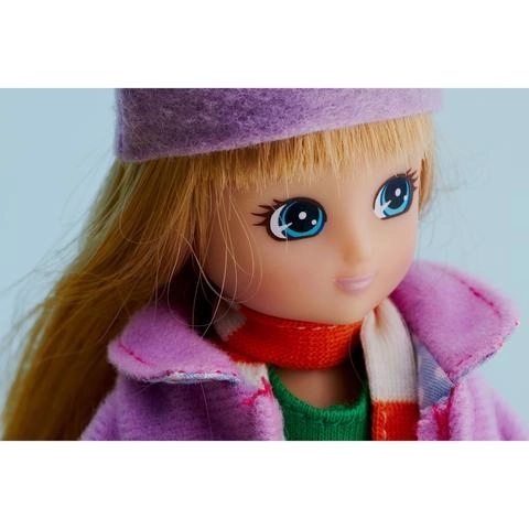 Lottie Autumn Leaves Doll