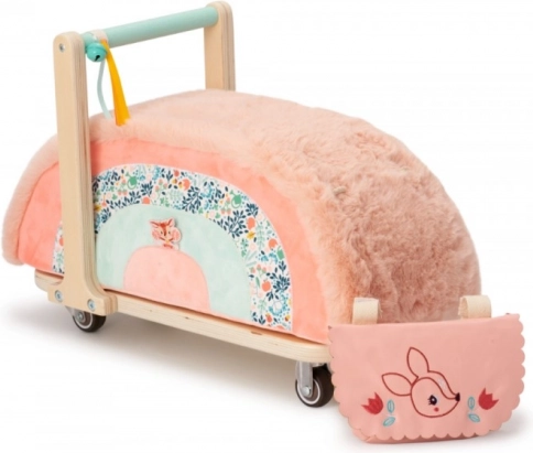 Stable wooden base and comfortable seat