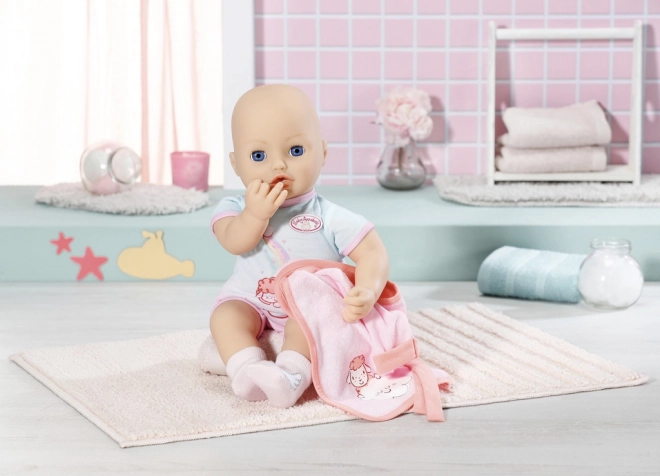 Pink socks with wings