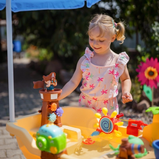 Piracki interaktywny statek pełen efektów