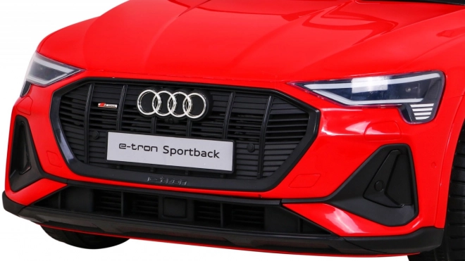 Audi E-Tron Sportback pre deti + Pilot + pohon 4x4 + pomalý rozjazd + rádio MP3 + LED – Červená