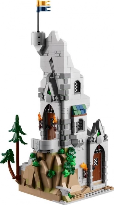 Lego Ideas Dungeons & Dragons: Red Dragon's Tale Set