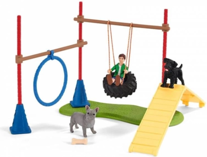 Detailed figures for realistic stories