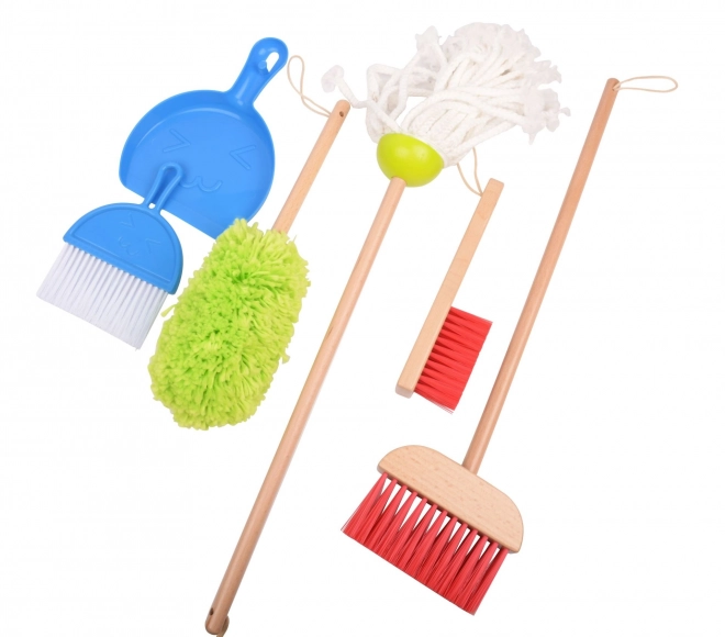 Lucy & Leo Wooden Cleaning Set Toy