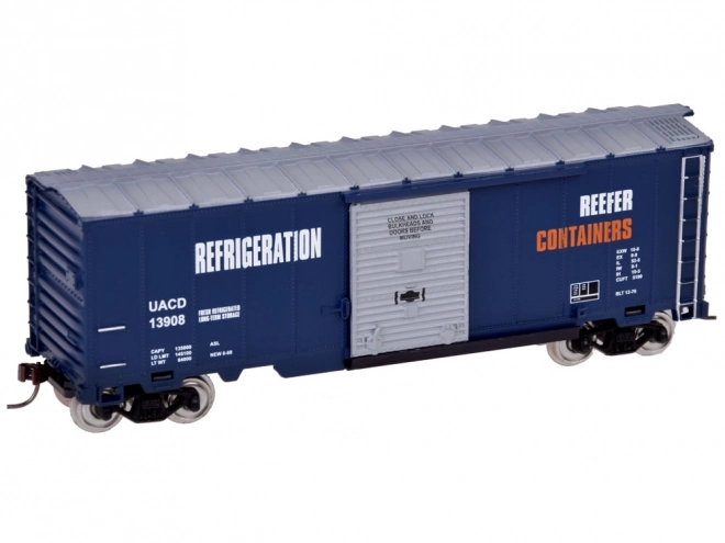 Freight Car with Sliding Doors HO Scale Model