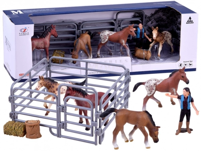 Horse Stable Figurine Set – B