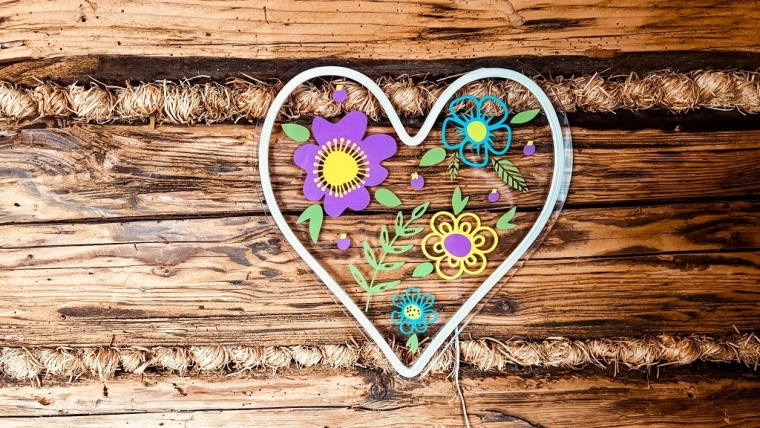 Enostavno obešanje na steno