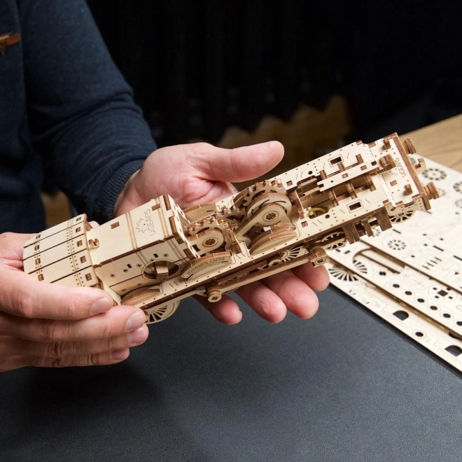 Ugears 3D Wooden Mechanical Puzzle Hogwarts Express