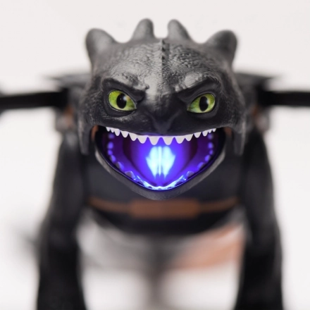 How to Train Your Dragon Toothless with Sound and Light Effects