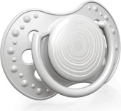 Tvarovaný štítek s ventilačními otvory