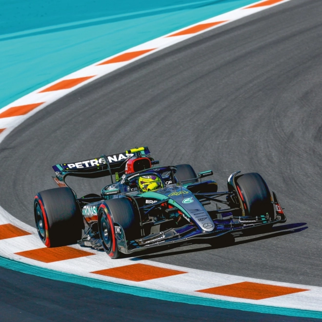 Calendario da parete Formula 1 2025 di Jiří Křenek