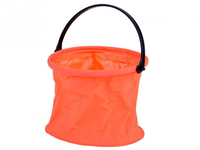 Collapsible Bucket for Young Explorers