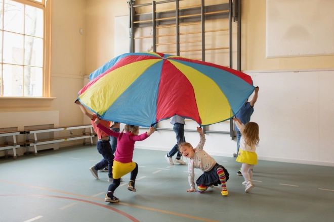 Children's Activity Parachute with Balls